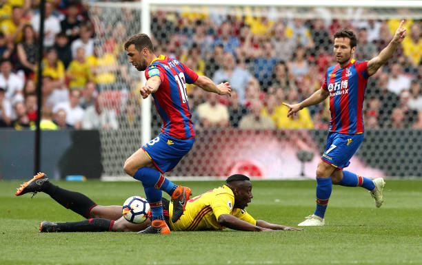 西蒙尼通过 西蒙尼通过