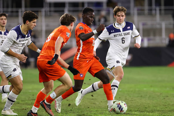 仅巩固了尤 仅巩固了尤